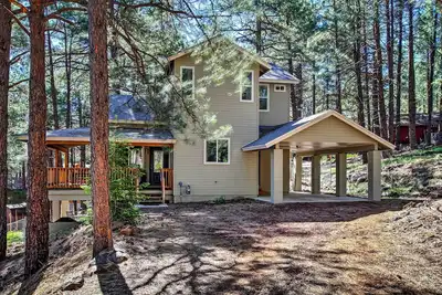 Image de Maison Flagstaff chic w / Patio & Mountain Views!