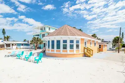 Image de Breakers 1: maison 3 Br / 2. 5 Ba à Holmes Beach, pour 8 personnes