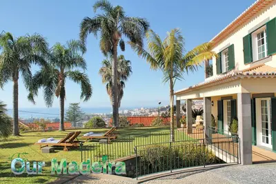 Image de Height of luxury, large indoor pool |Villa Luzia