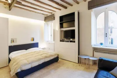 Image de Rome centre historique, studio moderne pour 4