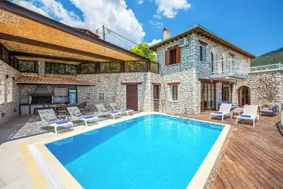 Image de Villa Rachi - Villa quatre chambres, pour 8 personnes