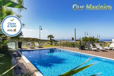 Image de Spacious Villa With Games Room, Sauna | Sol e Mar