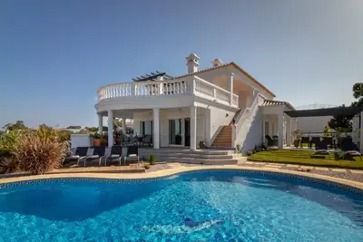 Image de Villa Ocean Blue, vue sur l'océan, à pied de la plage, piscine