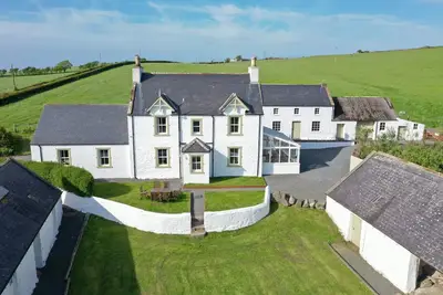 Image de 4 * Ferme paisible de 4 chambres à Galloway près de Pretty Bay. Dog Friendly