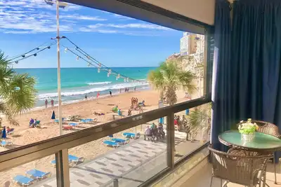 Levante Seafront Beach Blueline R003