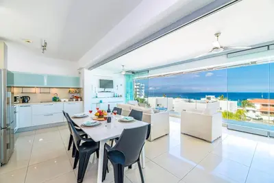 Image de Silver Sands Penthouse - Charming Protaras Centre Getaway