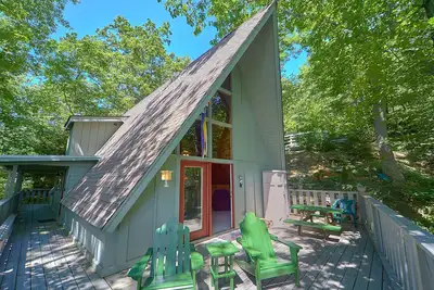 Image de Bénédictions douces, 2 chambres à coucher, Accès à la piscine, WiFi, Cheminée, Vues, Capacité d'accueil 6