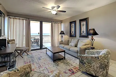 Image de Gulf Front Condo! Superbes vues sur la plage ~ Balcon privé ~ super équipements de villégiature!