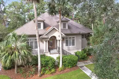 Image de Spacieuse maison de 3ème rangée, située au coeur de Sea Pines!