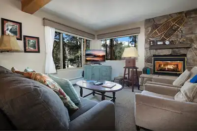 Image de Timbernest B5 Condo Downtown Breckenridge Colorado Location de vacances