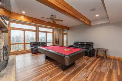 Image de Boulder Vista- maison de montagne avec accès direct aux pistes de ski, 7 chambres