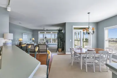 Image de Beach Boddie: Condo au dernier étage avec vue sur l'océan, abonnement au golf