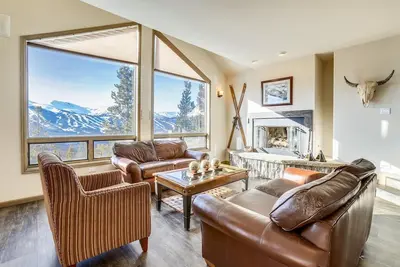 Image de Profitez d'une vue imprenable sur le domaine skiable et de 10 miles de chaque chambre et des 4 ponts