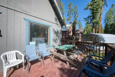 Image de Chalet de charme avec charme rustique et emplacement idéal à trois kilomètres du lac Shaver