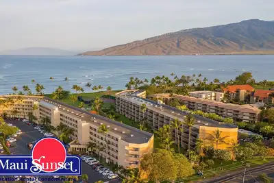 Image de Maui paradis en bord de mer, fraîchement rénové à Maui Sunset