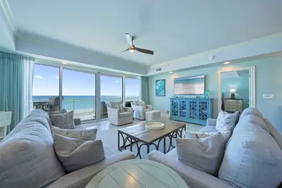 Image de Superbe Condo à Crystal Beach Avec vue Imprenable sur le Golfe! Reserve Maintenant!