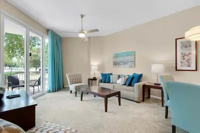 Image de Palms Resort 2108 Jr 2br / 2ba☀Open 10 au 12 mai $ 626GrndFloor-LagoonPool! FunPass