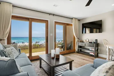 Image de R Crystal Villas A-3☀ Ouvert Du 13 Au 15 Mai 713 $! Grnd Flr-Beach Front-BeachSvc-Pool