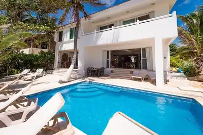 Image de 5 to 8 Br Homefront avec piscine, Ac, WiFi, Kayaks - Sud Akumal