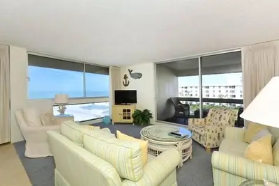 Image de Unité 43 - Condominium de 2 chambres et 2 salles de bains avec vue complète sur le golfe