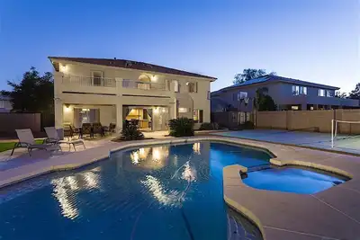 Image de SPÉCIAL Hiver Litchfield Manor Spectacular 5 Br / Accueil / Pvt Pool / Phx