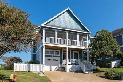 Image de Blue-Eyed Lookout: Dog-Friendly, Nouveau spa, piscine privée