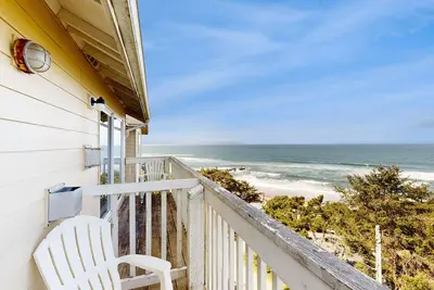 Image de studio Dog-friendly avec vue sur l'océan, à quelques pas de la plage!