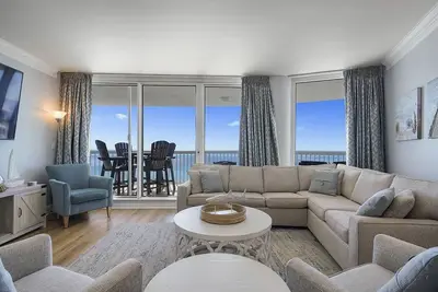 Image de Superbe Condo Gulf Front à Destin w / Vues Spectaculaires! Réservez Pour le Memorial Day!