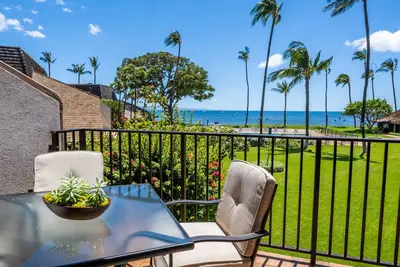 Image de Ma'alaea Surf, Unit F5 - Condo Oceanfront Chambre, vue imprenable