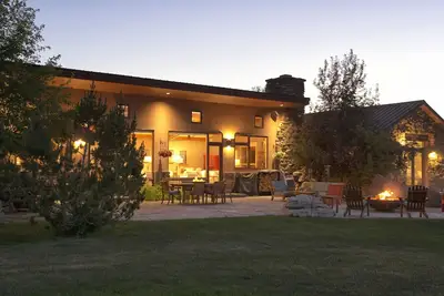 Image de Superbe Retreat Alta. 16 personnes! À quelques minutes de Grand Targhee.