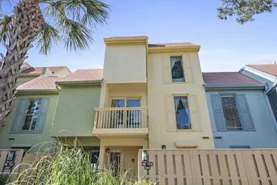 Image de Spécial été 2019! Économisez 10% sur les semaines d'été! Vues du son Calibogue!