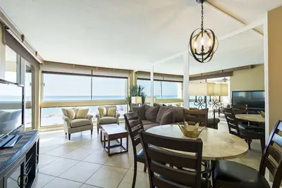 Image de Unité 62 - 1 chambre 1 salle de bains copropriété avec vue sur le golfe