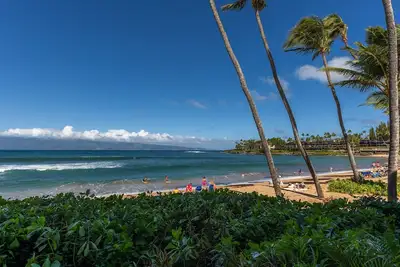 Image de Napili Bay # 104 Oceanfront! Si près de la plage!