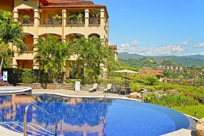 Image de Séjournez 7 nuits, payez 5 à ce luxueux Marbella avec une vue incroyable!