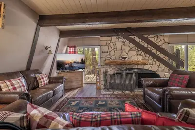 Image de Cabine de charme, marche vers les pistes, spa et table de billard, animaux acceptés!