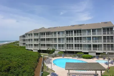 Image de 3br Condo Oceanfront avec plage privée accès, Superb Location!