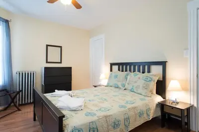 Image de Salem Spacious First Floor 3-4br!