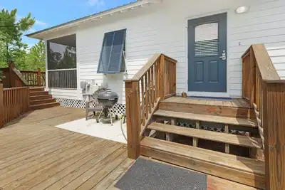 Image de Cute Cottage ~ Accès à la plage! ! Réservez maintenant pour les vacances d'été! ! !