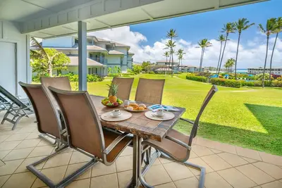 Image de Poipu Sands Azure Skies étapes à Shipwreck Beach * Poipu Sands 114 *