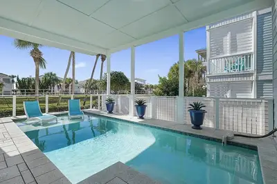 Image de Magnifique Beach House à Destin à Quelques pas de la Plage Avec Piscine Privée! Reserve Maintenant!