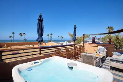 Image de Terrasse sur le toit Spectacular Ocean View Jacuzzi privé climatisé