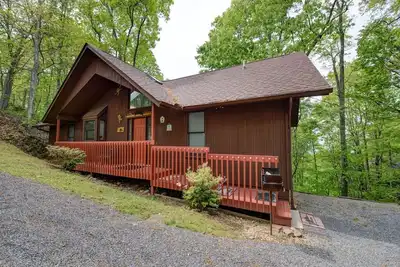 Image de Au-dessus et au-delà, 2 chambres, 6 couchages, privé, vue imprenable, bain à remous
