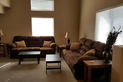 Image de Condominio de 3 chambres entièrement meublé avec terrasse-1924