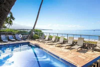 Image de Kihei Sands Beachfront Condo B6 sur la magnifique plage de sucre de Maui!