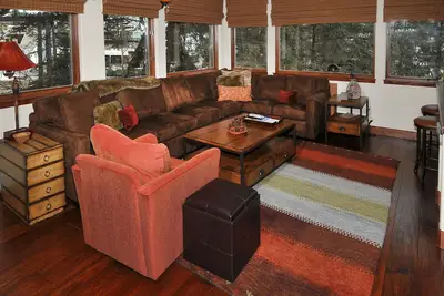 Image de Une vue imprenable sur les pistes, Ski / In & Out, piscine commune, remodelé, ascenseur