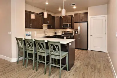 Image de Handicap Accessible 3Bed / 3Bath. 10 personnes!