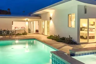 Image de Desert Chill - Superbe vie en plein air - Piscine et spa - Paisible et élégant