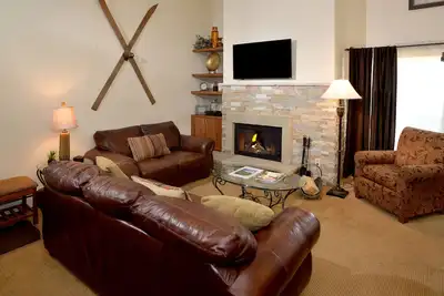 Image de Condo au coeur de Lionshead Village Étapes de la télécabine, boutiques, restaurants