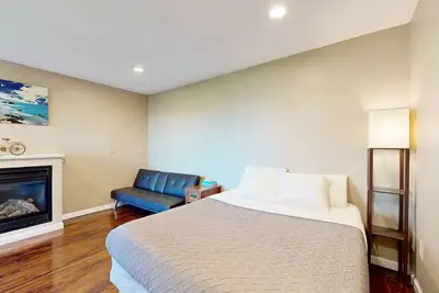 Image de Charmant studio condo avec accès à la plage à proximité - chiens Ok!