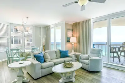Image de Unité de fin | 8 personnes | Gulf Front, 3 Br Condo | Service de plage gratuit